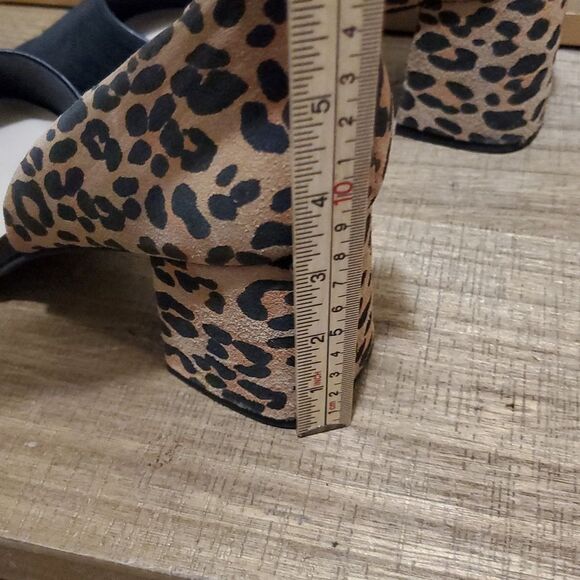 Antropologie Seychelles Shabby Chic Black Leopard Suede/Leather Block Heel Sz 10 - Picture 6 of 11